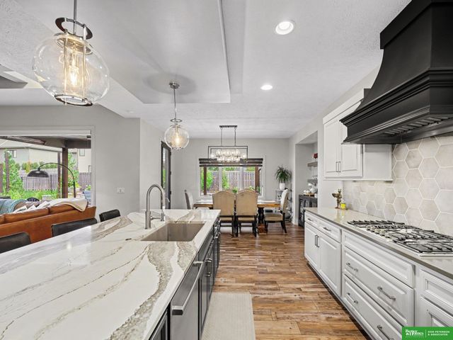 3207 N 179th Street, Omaha, NE 68116