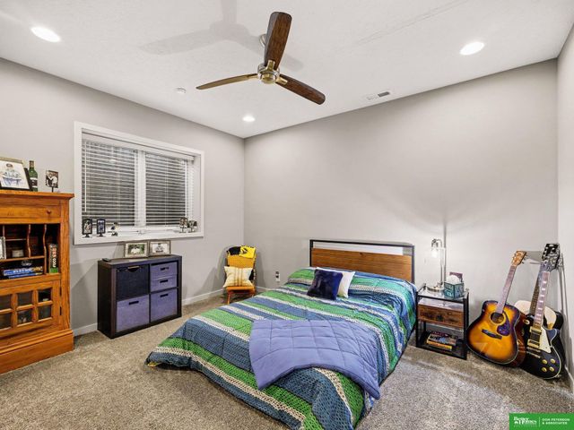 3207 N 179th Street, Omaha, NE 68116