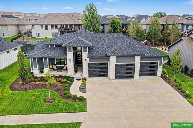 3207 N 179th Street, Omaha, NE 68116