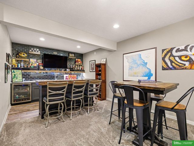 3207 N 179th Street, Omaha, NE 68116