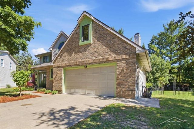 4708 N Trail Wood Circle, Midland, MI 48642
