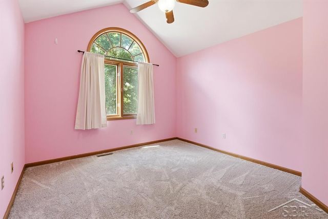 4708 N Trail Wood Circle, Midland, MI 48642