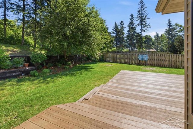 4708 N Trail Wood Circle, Midland, MI 48642