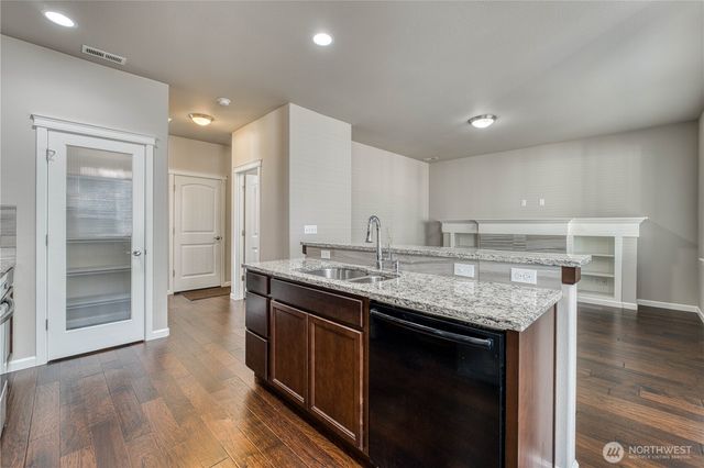 3835 Portside Dr., Bremerton, WA 98312