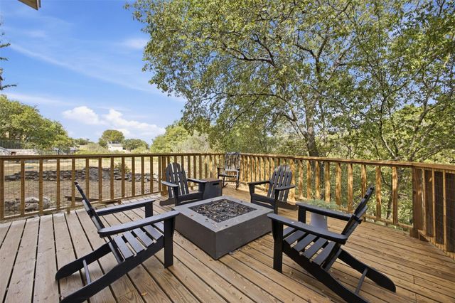 713 Cindy DR, Canyon Lake, TX 78133