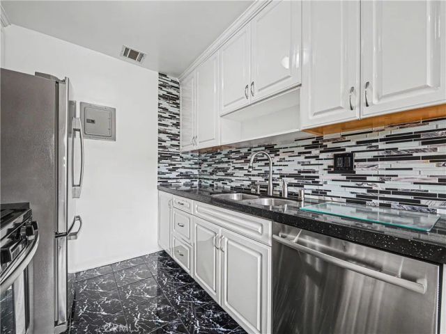 6342 Morse, North Hollywood, CA 91606
