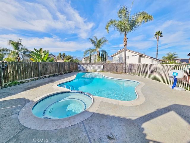 35561 Frederick Street, Wildomar, CA 92595
