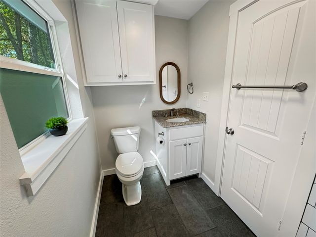825 W Nelson Street, Denison, TX 75020