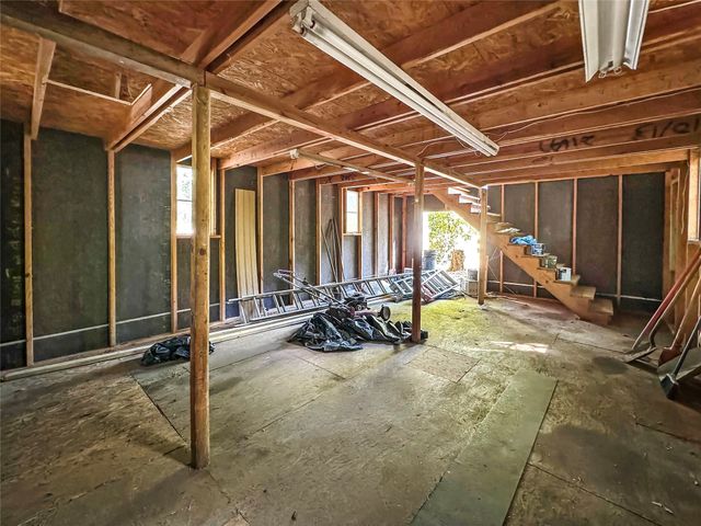 825 W Nelson Street, Denison, TX 75020