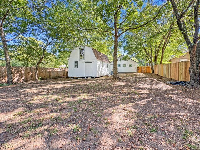 825 W Nelson Street, Denison, TX 75020