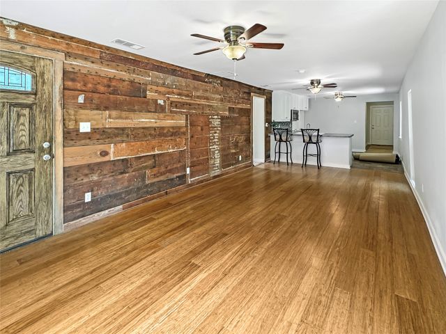 825 W Nelson Street, Denison, TX 75020