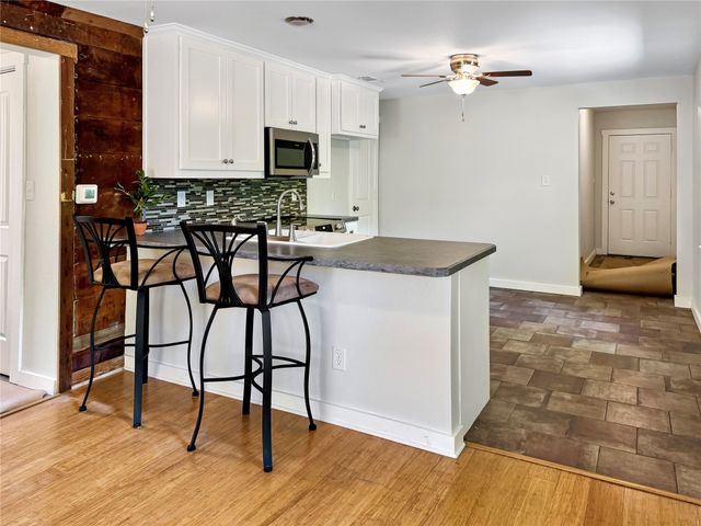 825 W Nelson Street, Denison, TX 75020