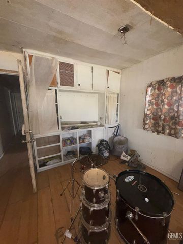 1413 N Gorrill Street, Bakersfield, CA 93307