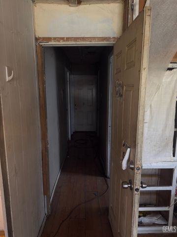 1413 N Gorrill Street, Bakersfield, CA 93307