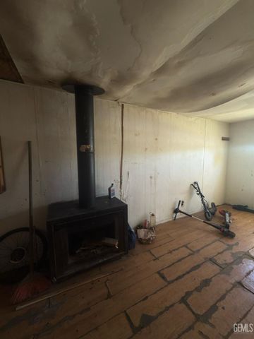 1413 N Gorrill Street, Bakersfield, CA 93307