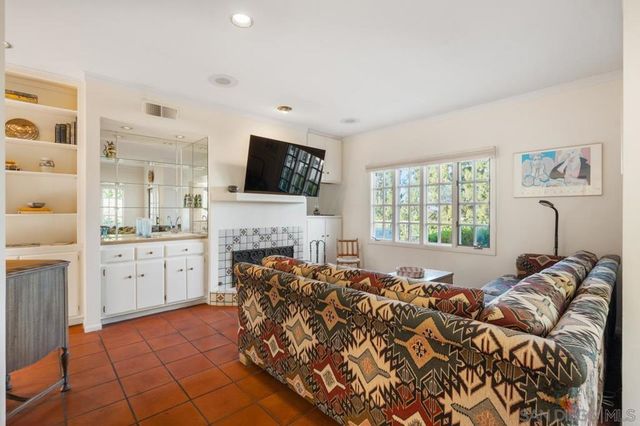 12364 Kingsgate Square, San Diego, CA 92128