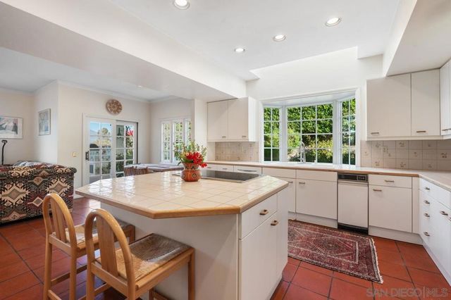 12364 Kingsgate Square, San Diego, CA 92128