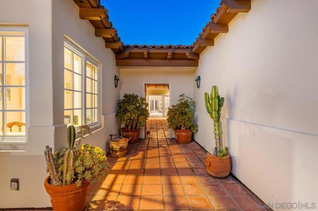 12364 Kingsgate Square, San Diego, CA 92128