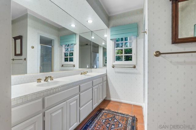12364 Kingsgate Square, San Diego, CA 92128