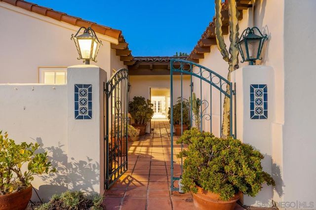 12364 Kingsgate Square, San Diego, CA 92128