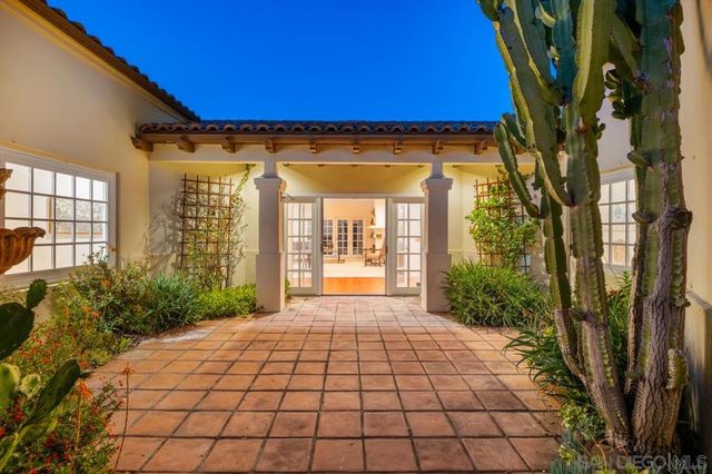 12364 Kingsgate Square, San Diego, CA 92128