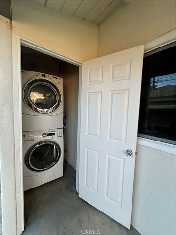 6186 Hereford Drive, Los Angeles, CA 90022