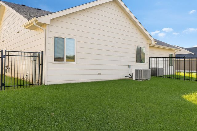 6832-6834 W White Pine Street, Wichita, KS 67205