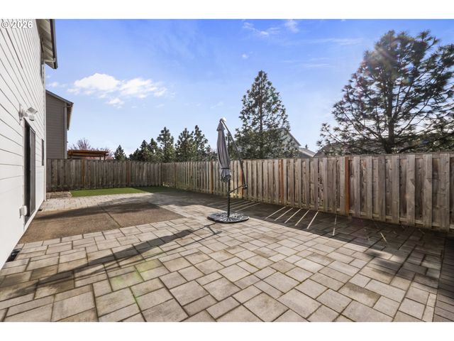 924 JULIE Ln, Molalla, OR 97038