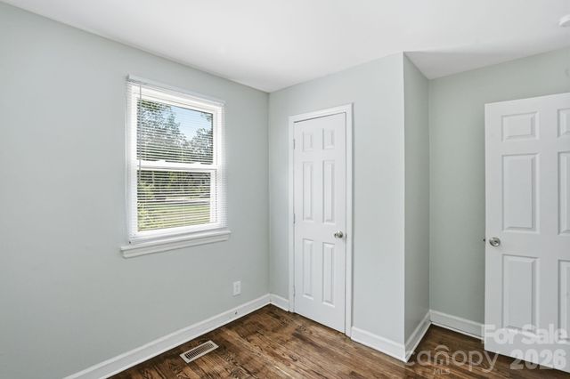 1805 Purser Drive, Charlotte, NC 28215