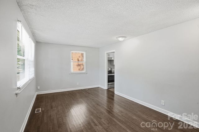 1805 Purser Drive, Charlotte, NC 28215