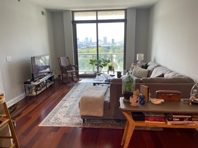 270 17th NW Street, Atlanta, GA 30363