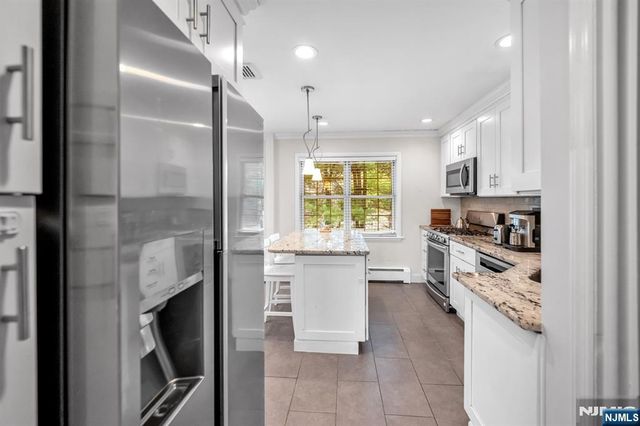 364 Knickerbocker Road, Cresskill, NJ 07626