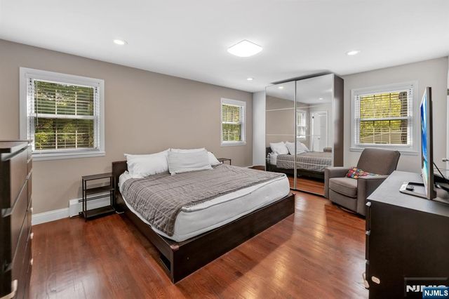 364 Knickerbocker Road, Cresskill, NJ 07626