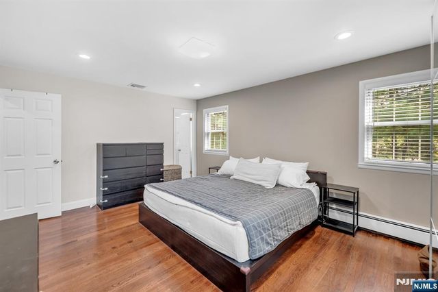 364 Knickerbocker Road, Cresskill, NJ 07626