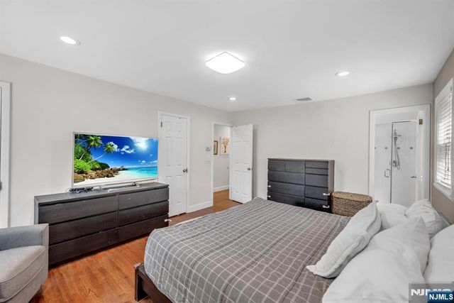 364 Knickerbocker Road, Cresskill, NJ 07626