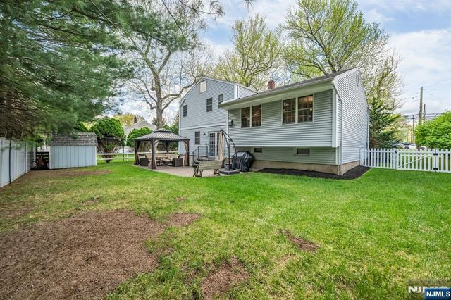 364 Knickerbocker Road, Cresskill, NJ 07626