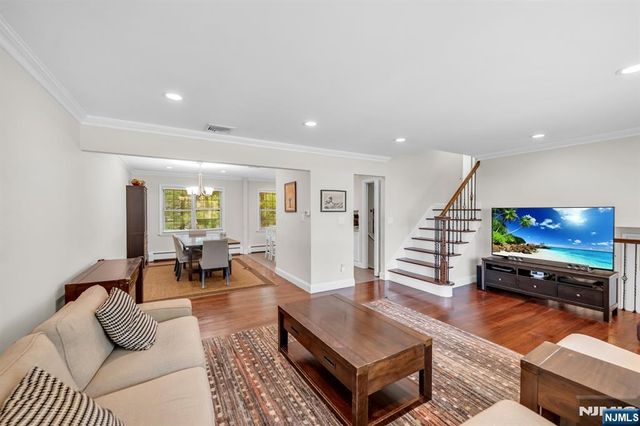 364 Knickerbocker Road, Cresskill, NJ 07626