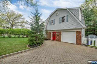 364 Knickerbocker Road, Cresskill, NJ 07626