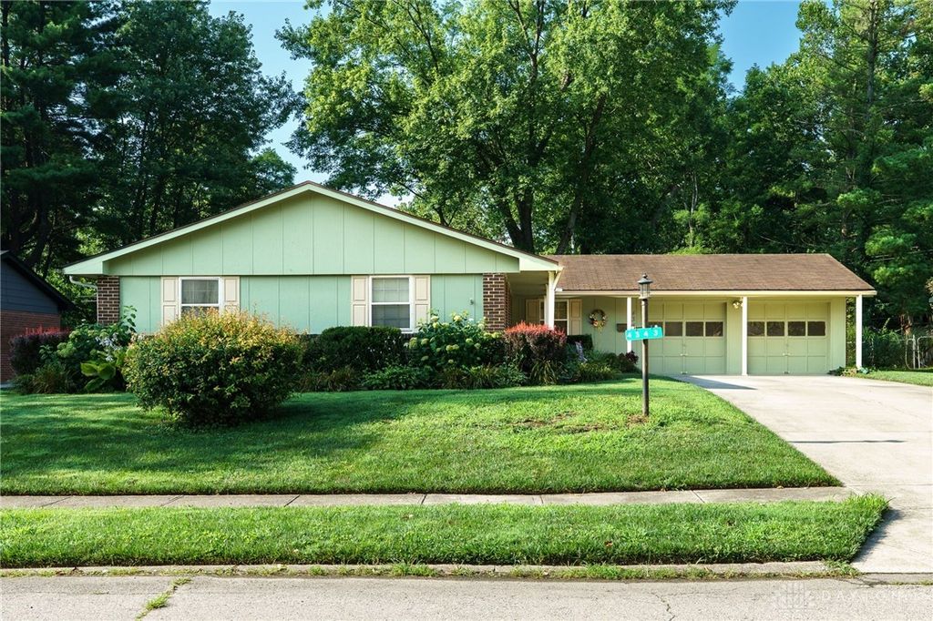 4343 Moss Oak Trail, Bellbrook, OH 45305
