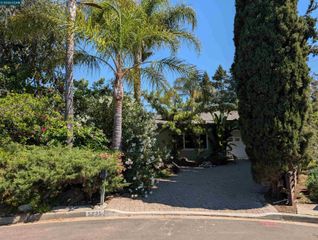 5235 La Corte Bonita, Concord, CA 94521