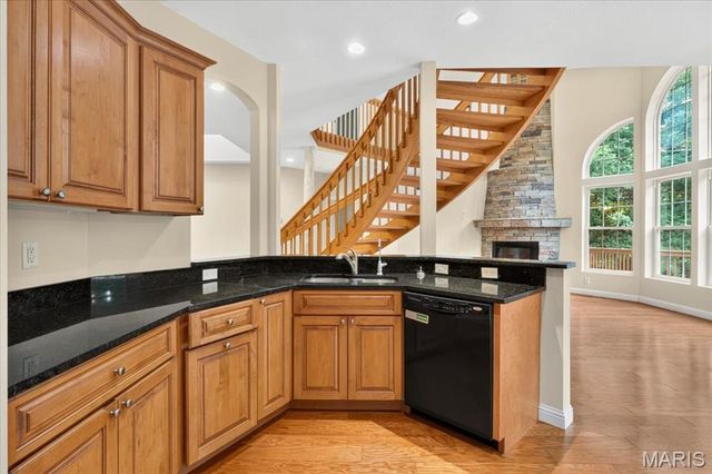 1549 Paradise Valley Drive, High Ridge, MO 63049