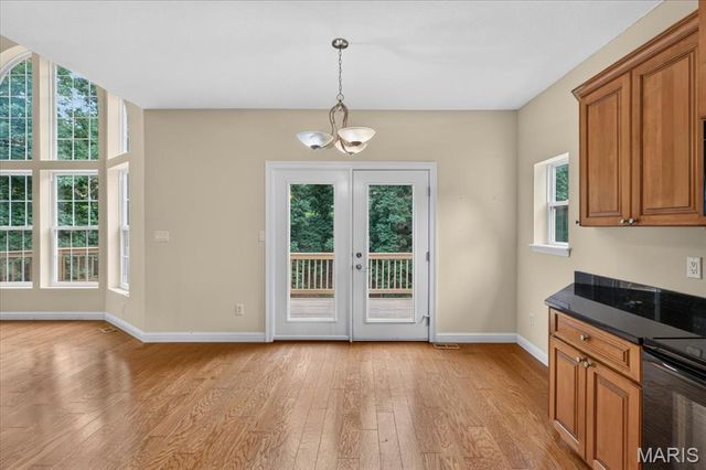 1549 Paradise Valley Drive, High Ridge, MO 63049