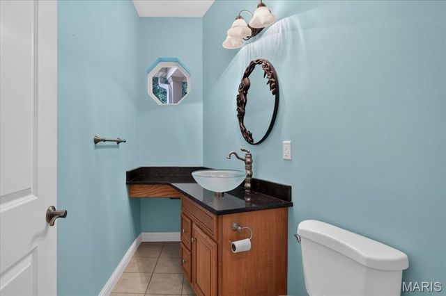 1549 Paradise Valley Drive, High Ridge, MO 63049