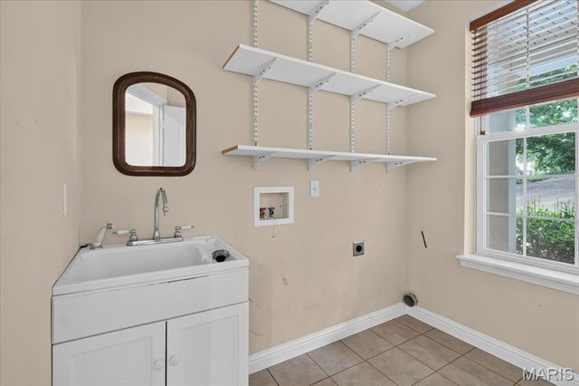 1549 Paradise Valley Drive, High Ridge, MO 63049