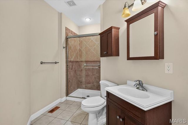 1549 Paradise Valley Drive, High Ridge, MO 63049