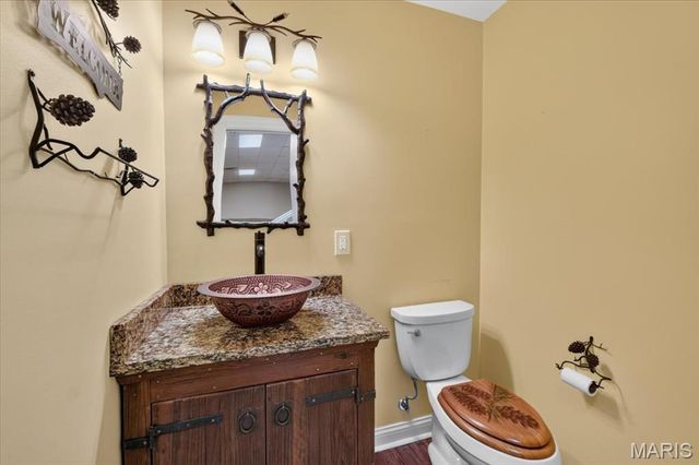 1549 Paradise Valley Drive, High Ridge, MO 63049