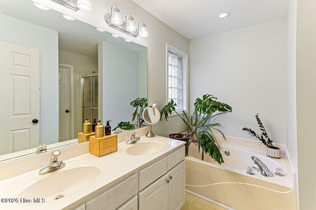 230 Kingswood Circle, Pinehurst, NC 28374