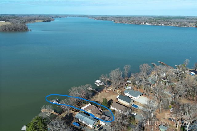 220 Yachtsman Drive, Salisbury, NC 28146
