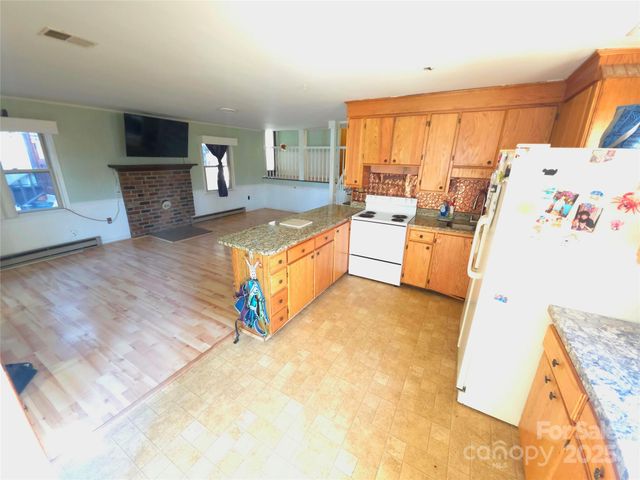 220 Yachtsman Drive, Salisbury, NC 28146