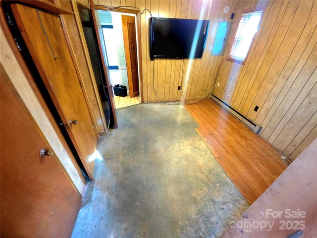 220 Yachtsman Drive, Salisbury, NC 28146